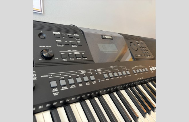 Yamaha PSR-E463 Keyboard, Used (SN:BEY001128) - Image 7